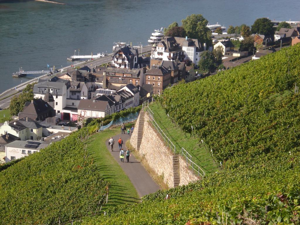 Hotel Gasthof Schuster Und Gaestehaus Ruedesheim am Rhein Exterior photo